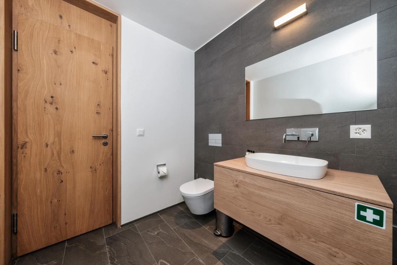 Luxury Panorama Apartment With Alpengold Spa Access Davos Exterior foto